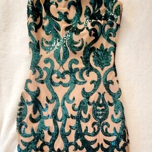Elegant Green Sequin Dress